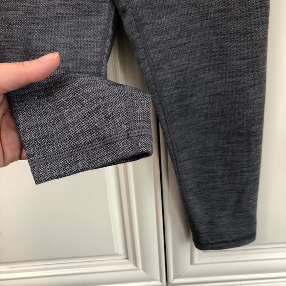 Reversible crop Ivivva by Lululemon leggings - Picture 12 of 15